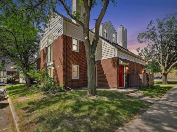 545 D'Onofrio Drive, Unit 8, Madison, WI 53719