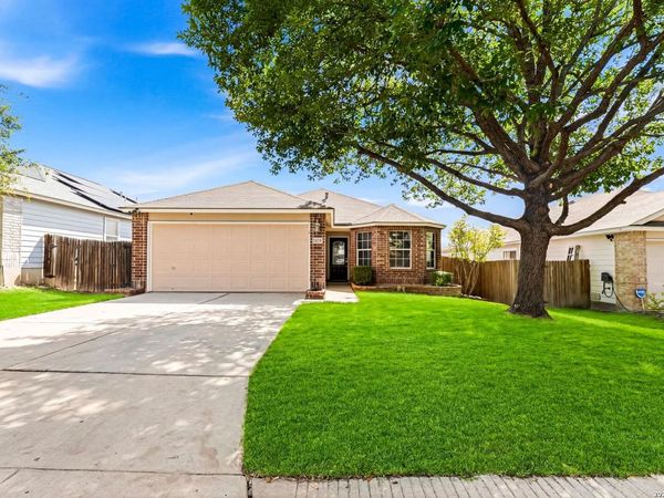 2226 RED ROCK XING, San Antonio, TX 78245