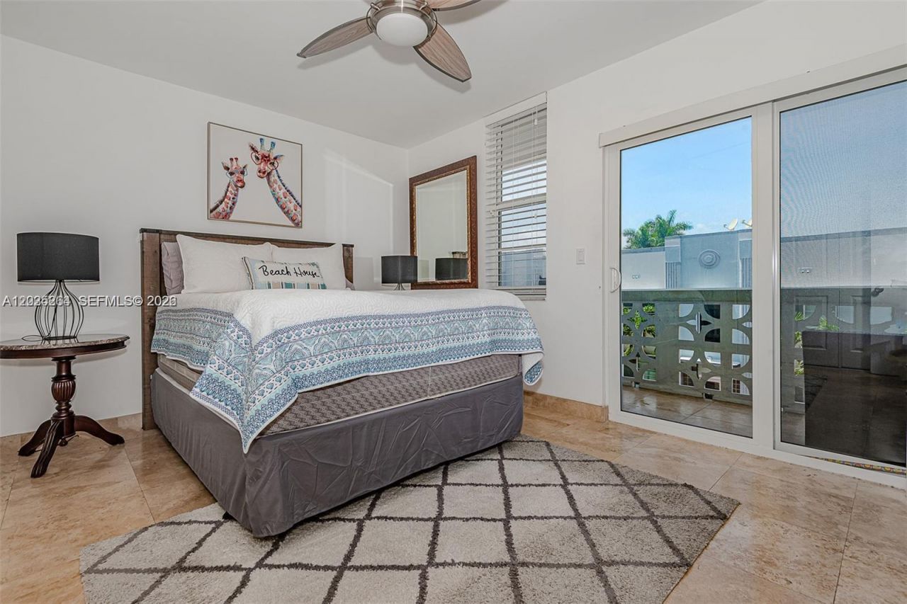 949 Pennsylvania Ave , Unit 307, Miami Beach, FL 33139 Photo