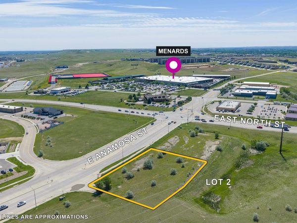 1503 E Anamosa Street, Rapid City, SD 57701
