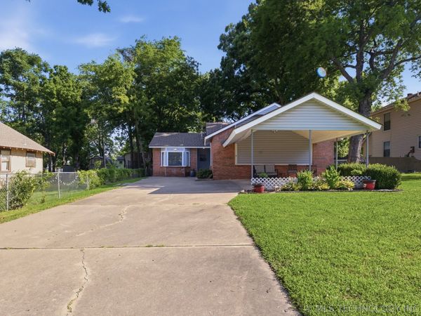 41 E 148th Street S, Glenpool, OK 74033