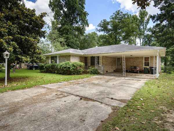 6 Dunfrettin Place, Sherwood, AR 72120