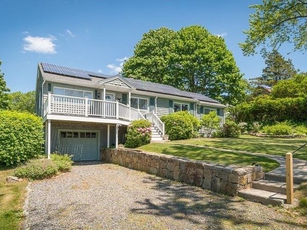 18 Traverse Street, Gloucester, MA 01930