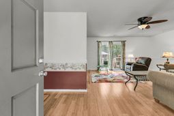 360 W Smith Street photo 4