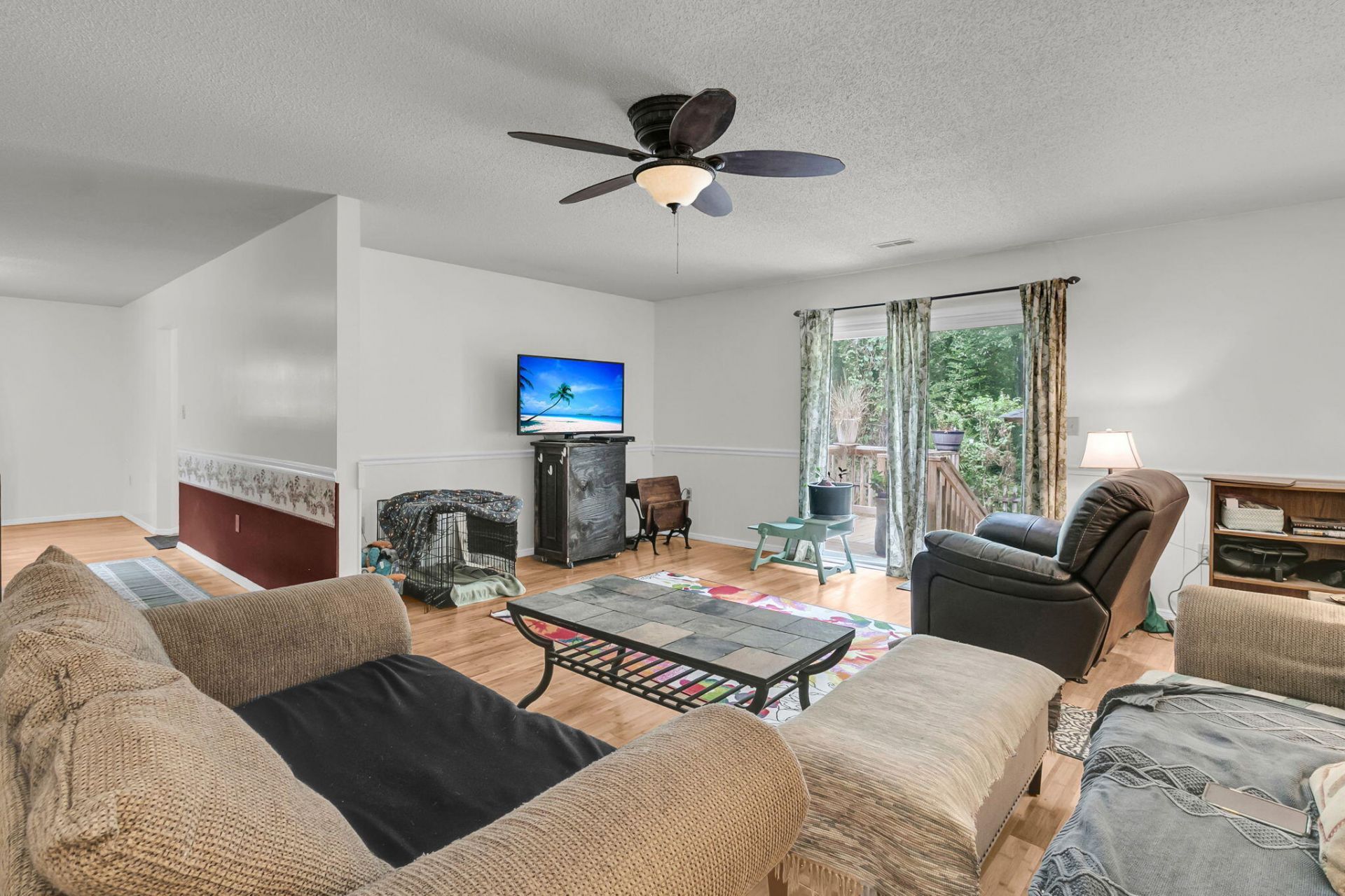 360 W Smith Street Photo 7