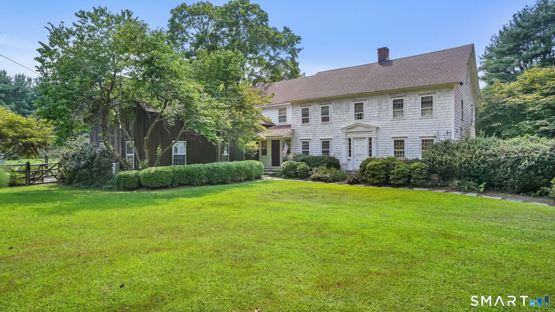 21 Fuller, Trumbull, CT 06611 Main Photo