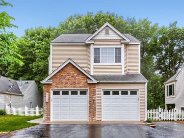 5723 Donegal Drive, Shoreview, MN 55126