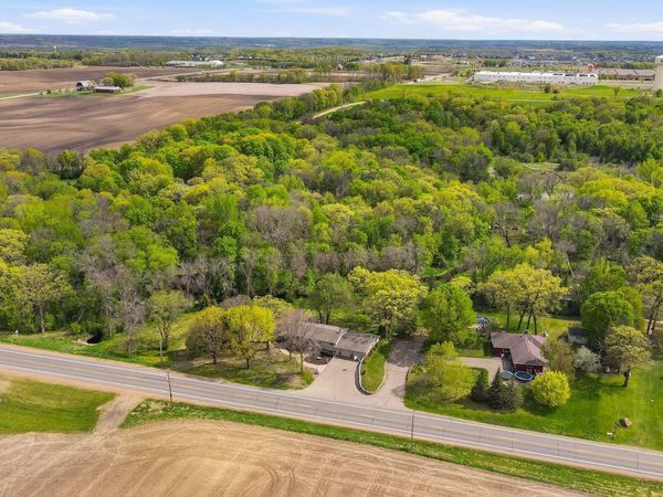 5075 Big Woods Boulevard , Chaska, MN 55318