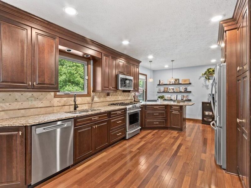 5737 Running Brook Drive, Westerville, OH 43081 Photo 9