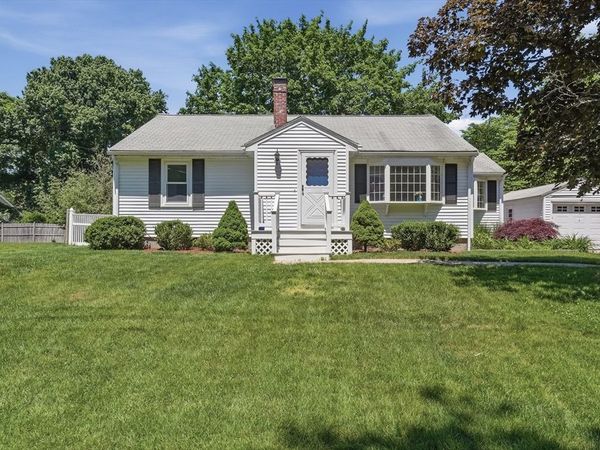 15 Ware Road, Norfolk, MA 02056