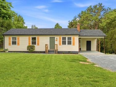 68 Lake Crest Drive, Gladys, VA 24554