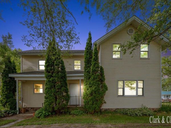 9604 E Brown Road, Lake Odessa, MI 48849