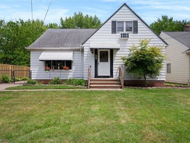 1631 Brainard Road, Lyndhurst, OH 44124