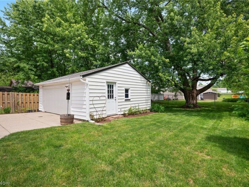 1631 Brainard Road, Lyndhurst, OH 44124 Photo 27