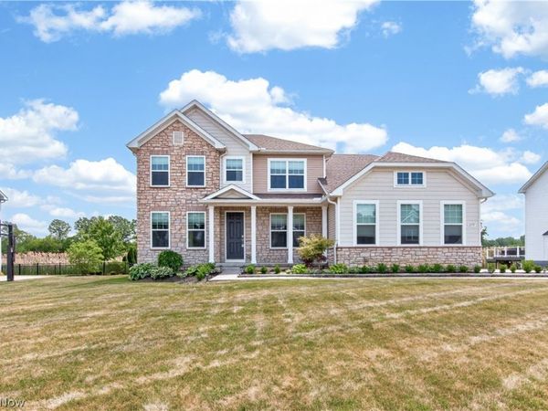 2335 Norton Place , Avon, OH 44011