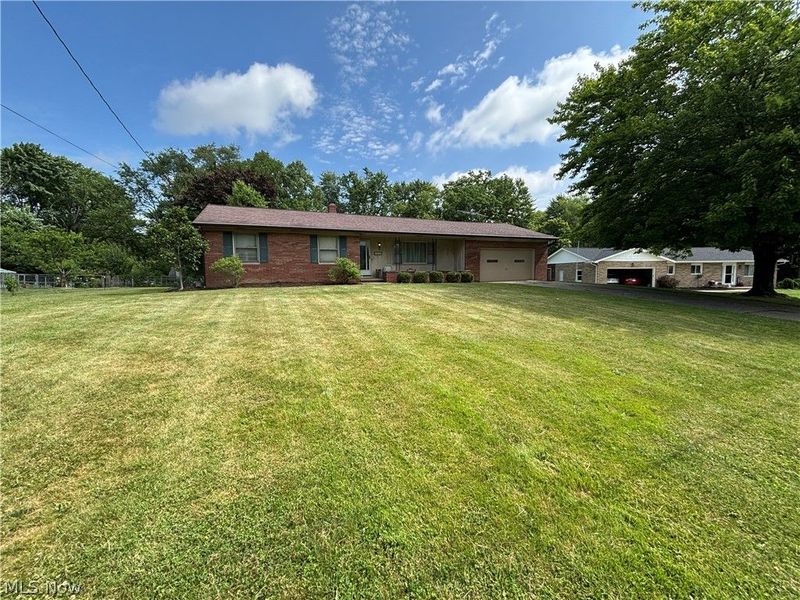 1031 Chevelle Drive, Akron, OH 44319 Photo 2