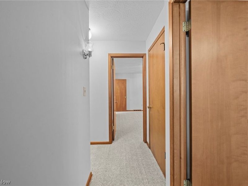 7492 James Drive, Middleburg Heights, OH 44130 Photo 12