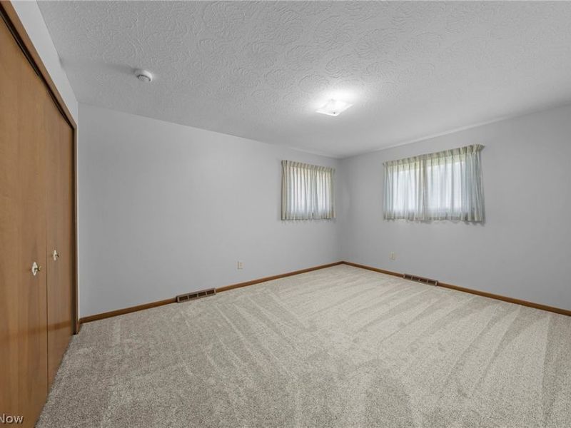7492 James Drive, Middleburg Heights, OH 44130 Photo 17