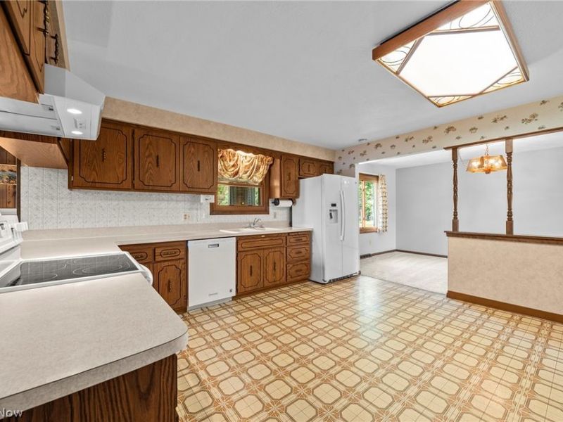 7492 James Drive, Middleburg Heights, OH 44130 Photo 20