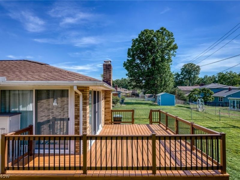 7492 James Drive, Middleburg Heights, OH 44130 Photo 3