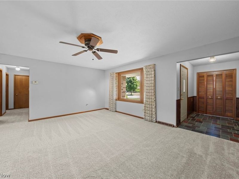7492 James Drive, Middleburg Heights, OH 44130 Photo 6