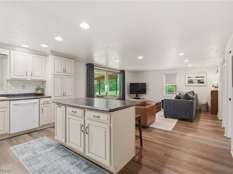 6115 Vale View Drive SW, Sherrodsville, OH 44675 Photo 26