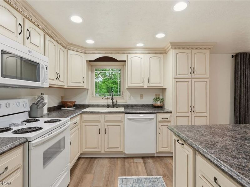 6115 Vale View Drive SW, Sherrodsville, OH 44675 Photo 28