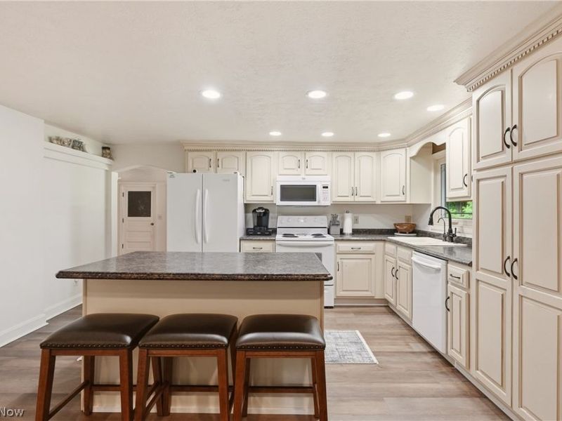 6115 Vale View Drive SW, Sherrodsville, OH 44675 Photo 29