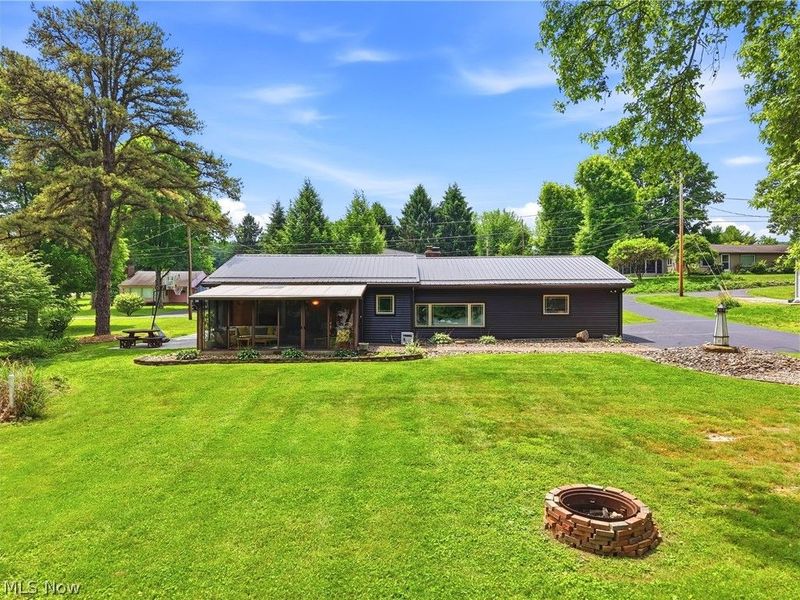 6115 Vale View Drive SW, Sherrodsville, OH 44675 Photo 6
