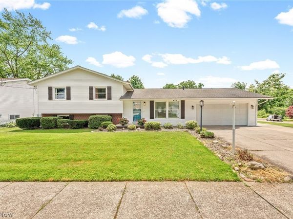 432 Pickwick Lane, Tallmadge, OH 44278
