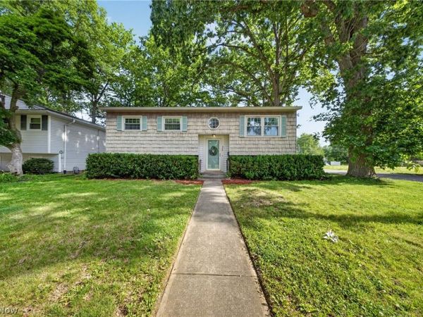 466 Colgate Avenue , Elyria, OH 44035