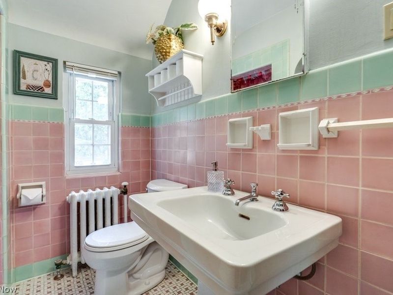 183 Castle Boulevard, Akron, OH 44313 Photo 24