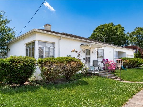 1956 Maple Avenue , Zanesville, OH 43701