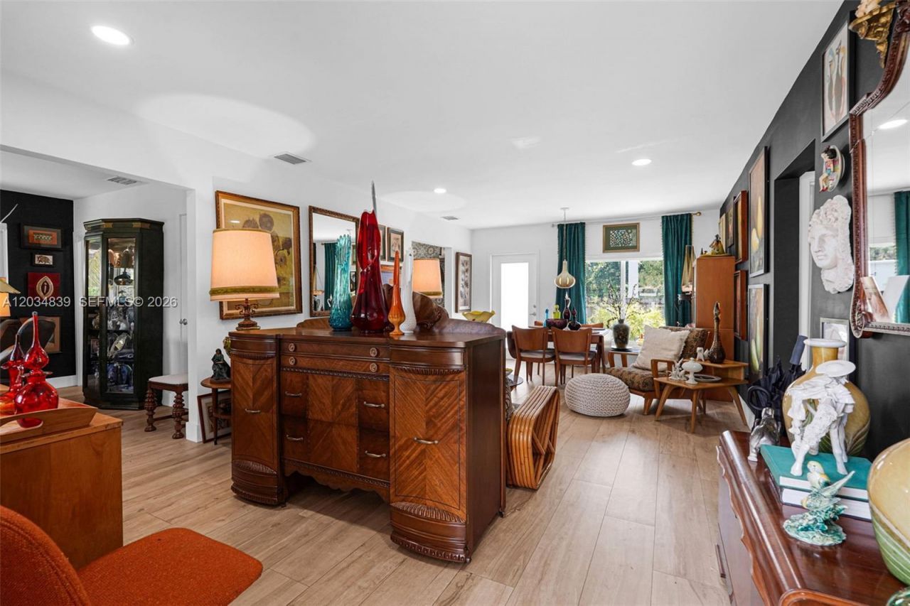 240 Nahkoda Dr, Miami Springs, FL 33166 Photo