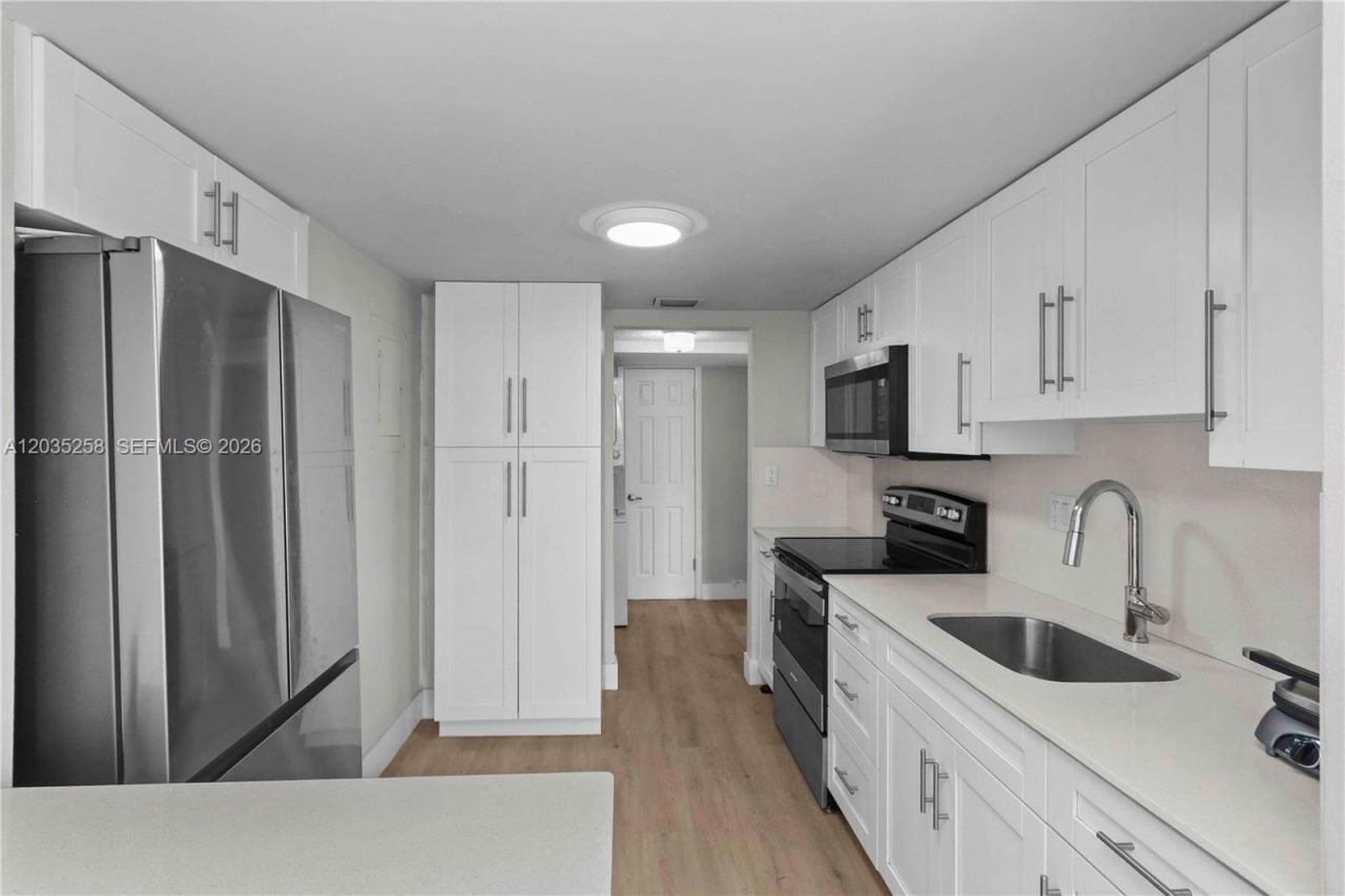 9411 SW 4th St, Unit 308, Miami, FL 33174 Photo