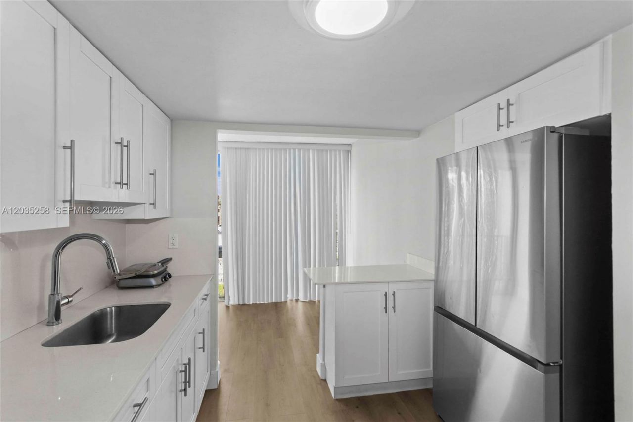 9411 SW 4th St, Unit 308, Miami, FL 33174 Photo