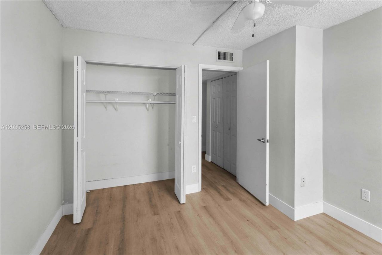 9411 SW 4th St, Unit 308, Miami, FL 33174 Photo