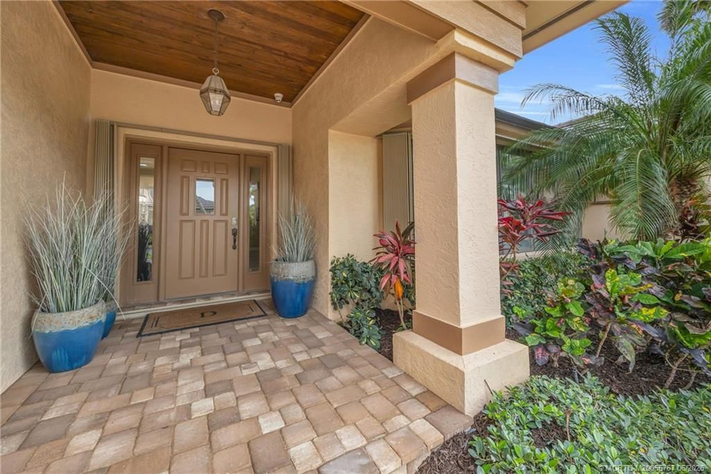 9067 SE Star Island Way, Hobe Sound, FL 33455 Photo