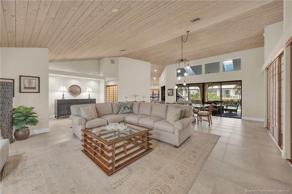 9067 SE Star Island Way, Hobe Sound, FL 33455 Photo