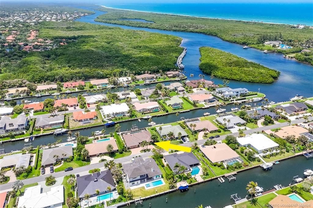 9067 SE Star Island Way, Hobe Sound, FL 33455 Photo
