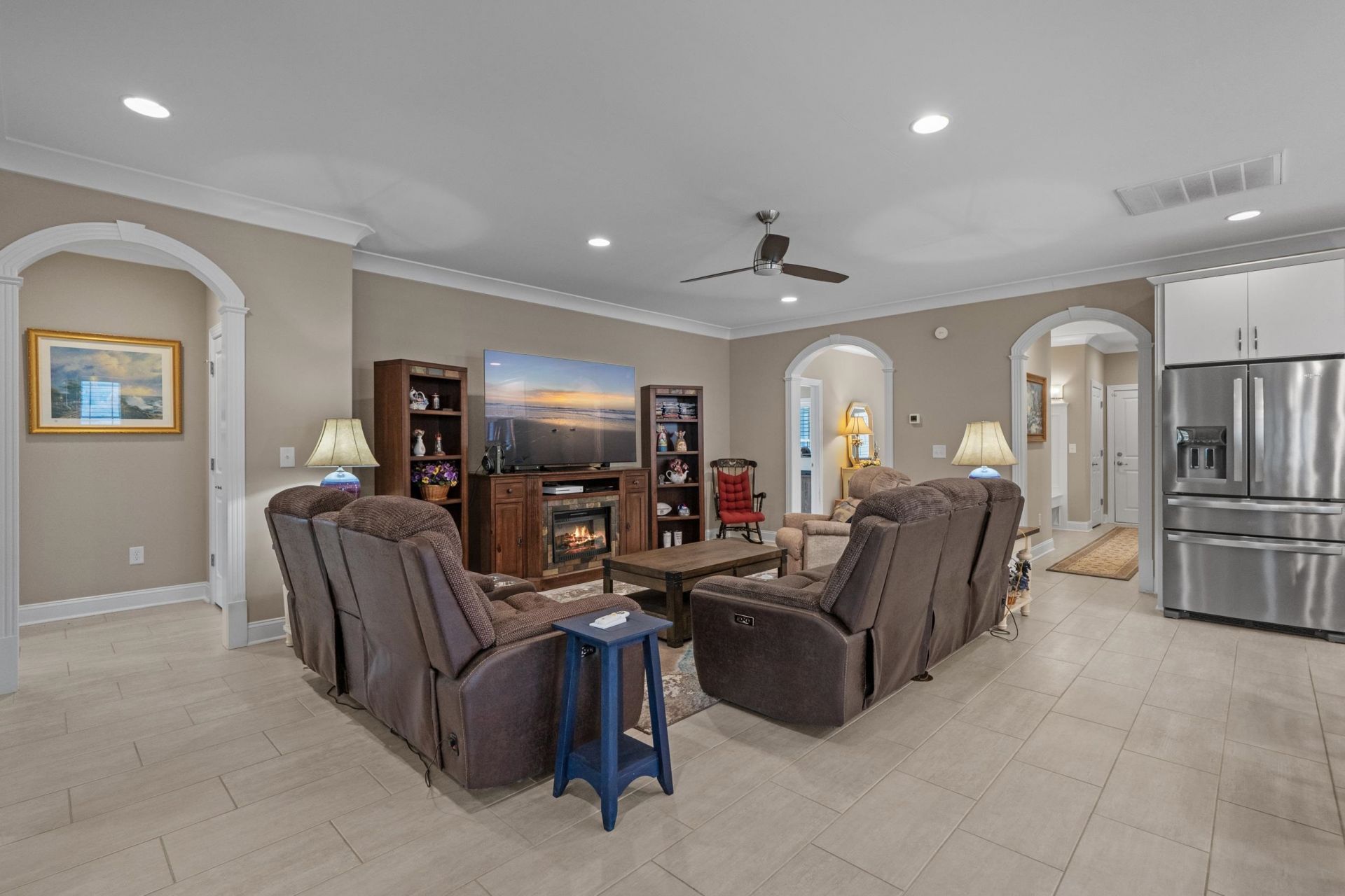 2100 Clematis Ct.  Photo 10