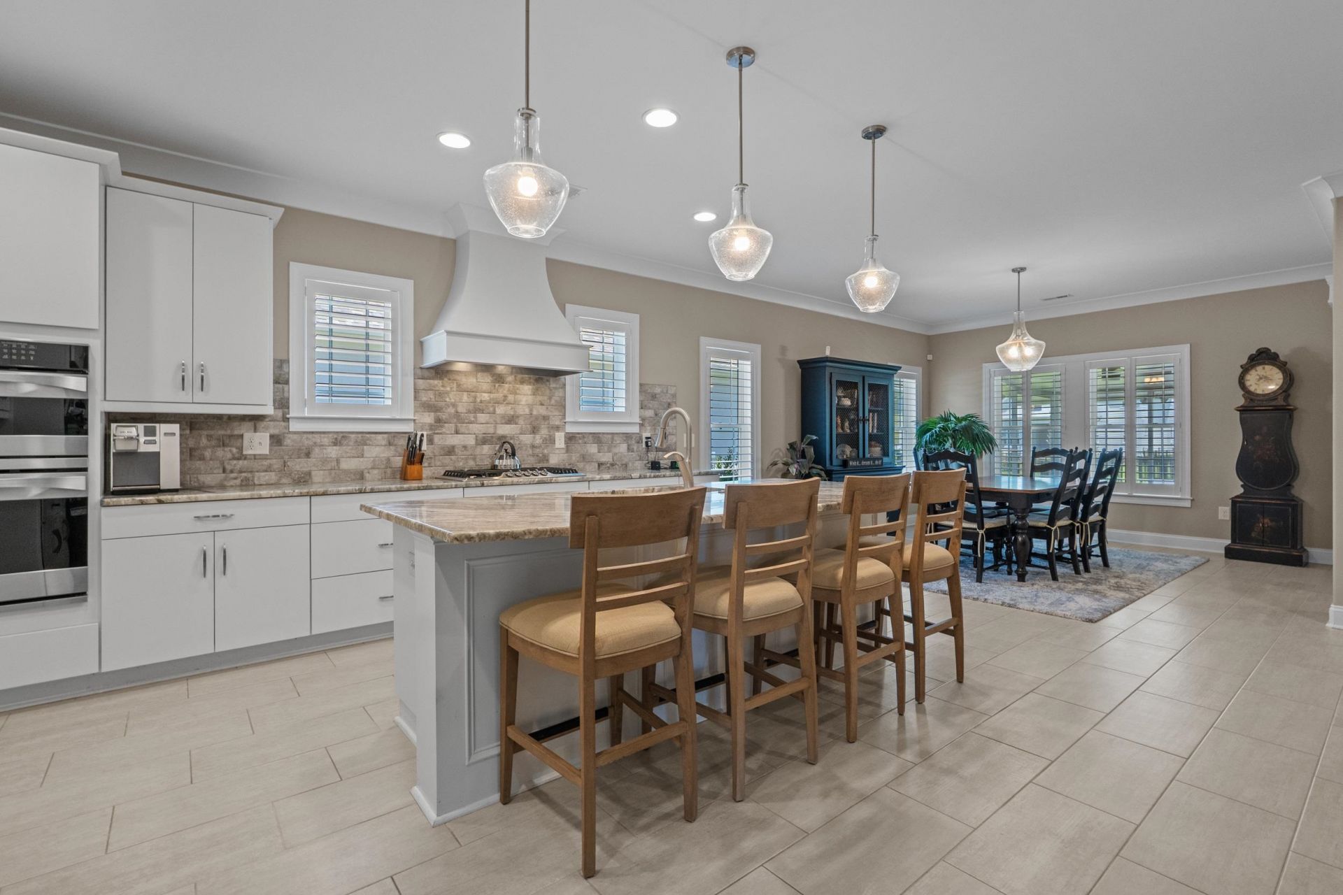 2100 Clematis Ct.  Photo 17