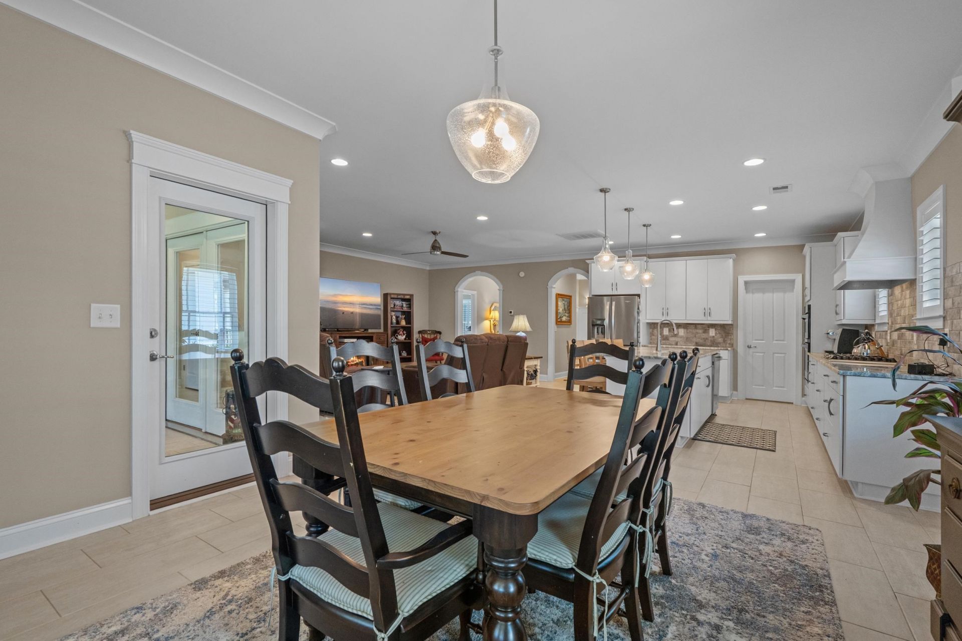 2100 Clematis Ct.  Photo 19