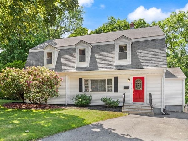 3 Carmen Avenue, Stoneham, MA 02180