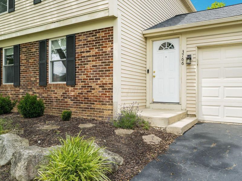 3766 Hunting Lane , Columbus, OH 43230 Photo 4