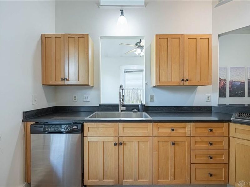 138 Henry Street, Dayton, OH 45403 Photo 14