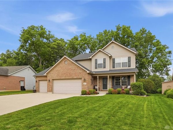 1927 Cider Mill Way, Tipp City, OH 45371