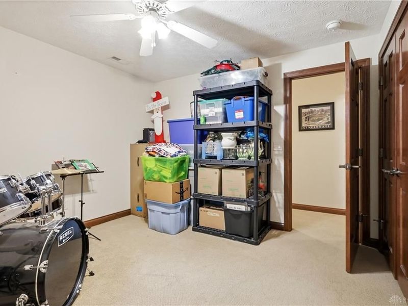 1927 Cider Mill Way, Tipp City, OH 45371 Photo 38