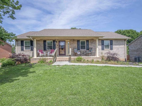 2117 Raulston View Dr , Maryville, TN 37803