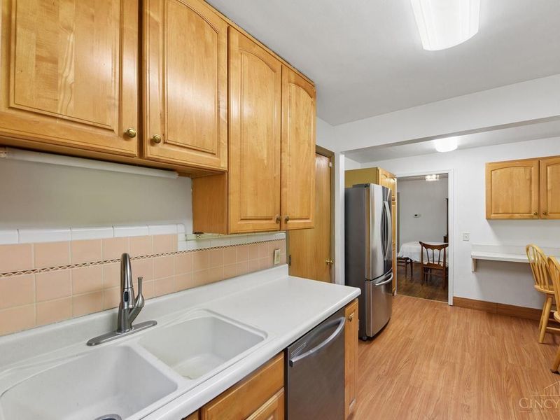 2939 Lawndale Avenue, Cincinnati, OH 45212 Photo 14